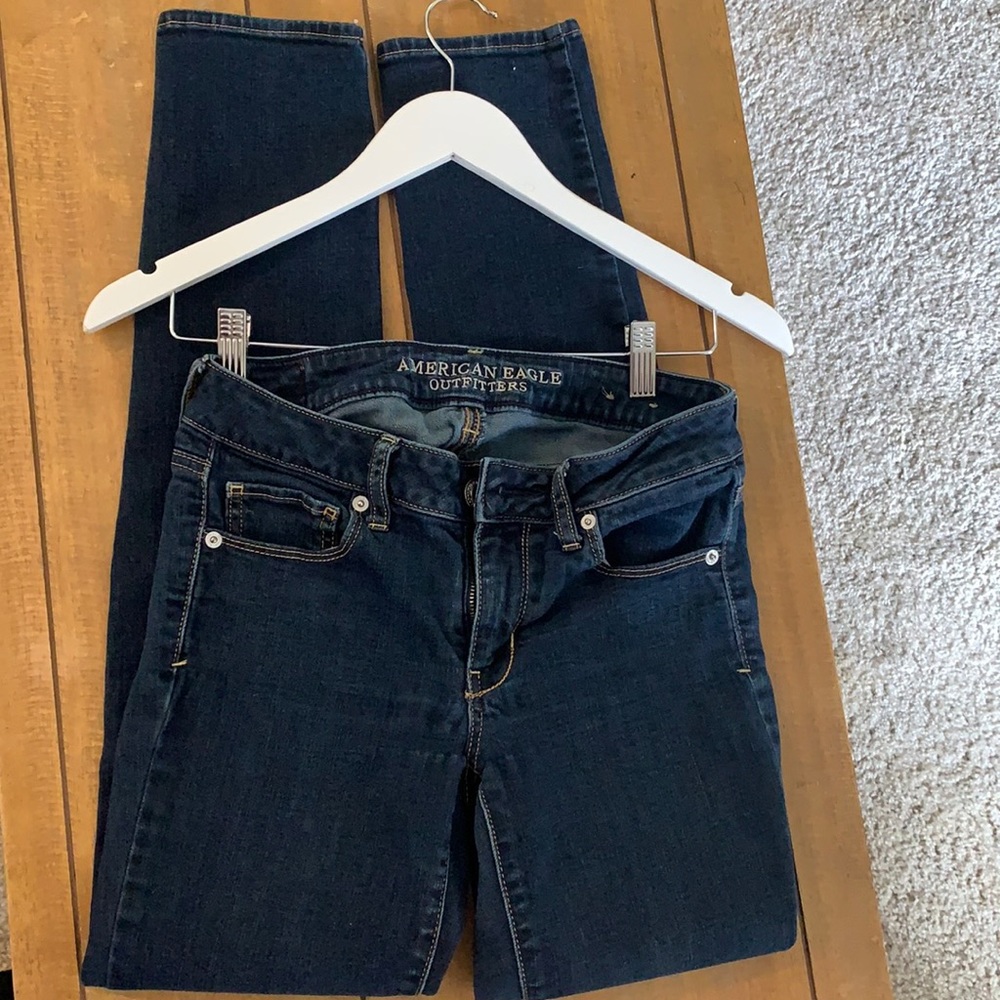 Low hip jeans